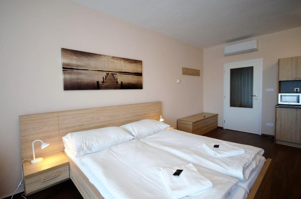 Apartmany Viva Třeboň Dış mekan fotoğraf