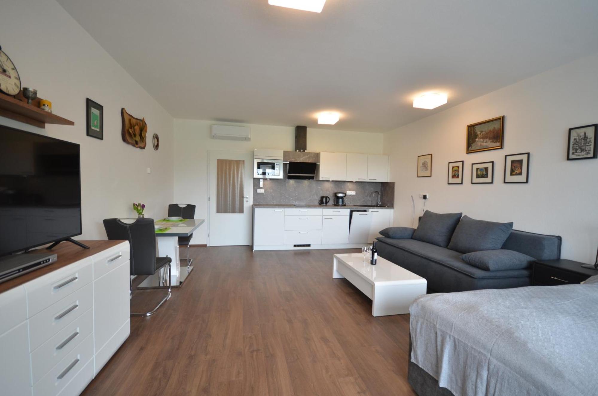 Apartmany Viva Třeboň Dış mekan fotoğraf
